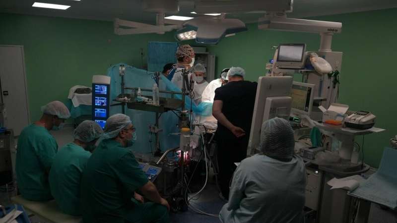 Новосибирские врачи прооперировали девочку со сложнейшим пороком сердца
