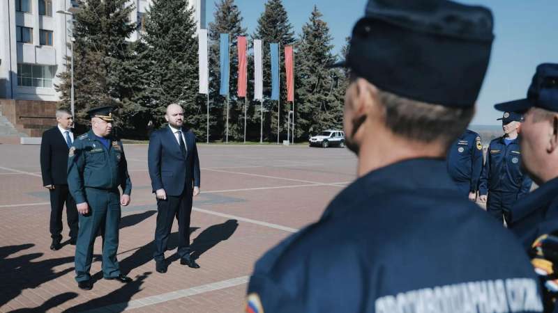 Федорищев направил пожарным Самарской области 20 спецавтомобилей