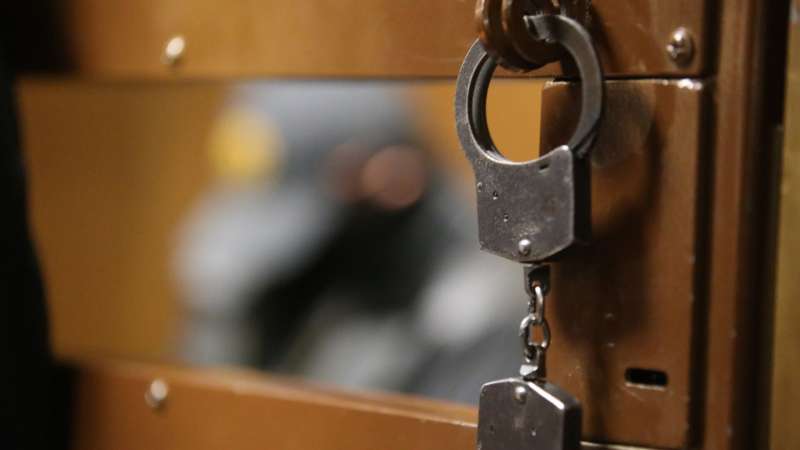В Петербурге заключили под стражу подозреваемых в похищении подростка мужчин