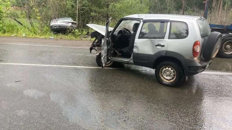 В Челябинской области шесть человек пострадали в ДТП с двумя машинами