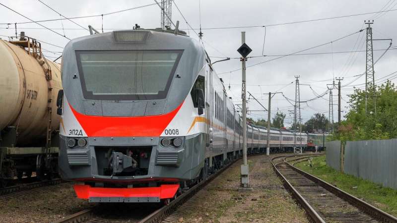 РЖД планируют запустить продажи билетов на электрички через «Макс» в 2026 году
