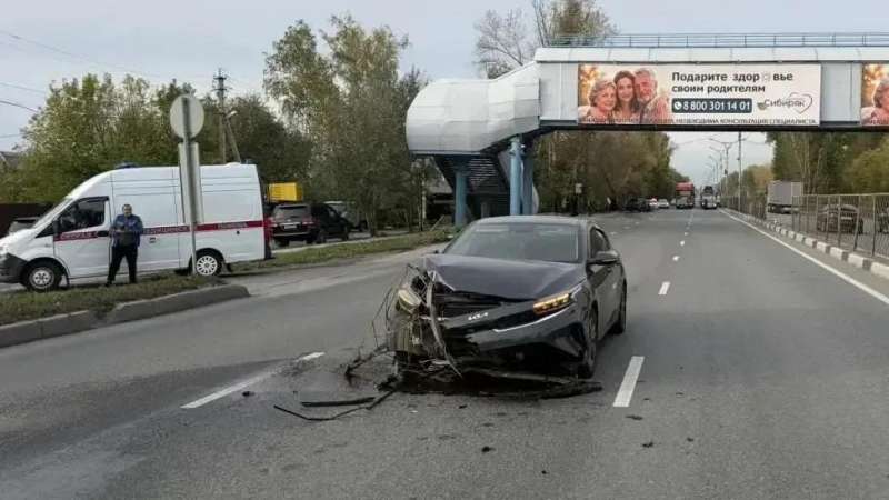В Новосибирске пять человек пострадали в ДТП, которое устроил водитель без прав