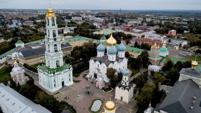 Иерей Постернак назвал три храма в России, где хранятся частицы Креста Господня