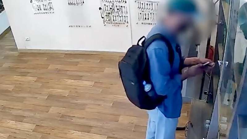 Турист из Нижнего Новгорода украл ложку Ерофеева из музея во Владимире
