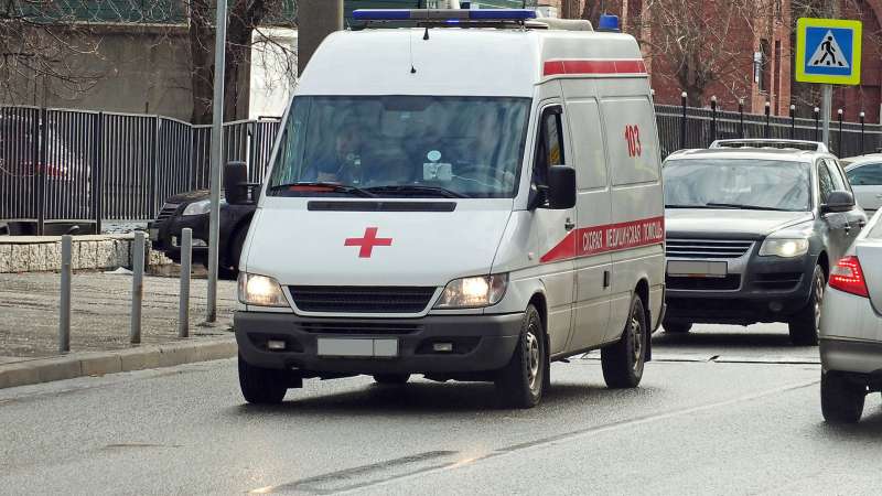 В Самаре трамвай сбил подростка, пытавшегося зацепиться за сцепное устройство